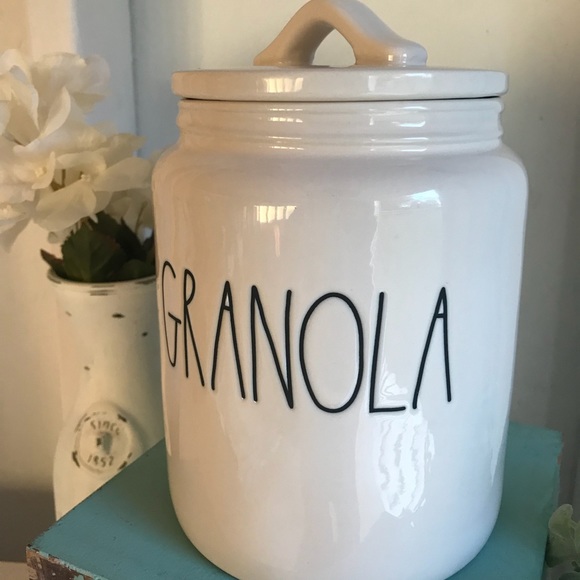 Rae Dunn Granola Canister “NWOT” - Picture 3 of 4